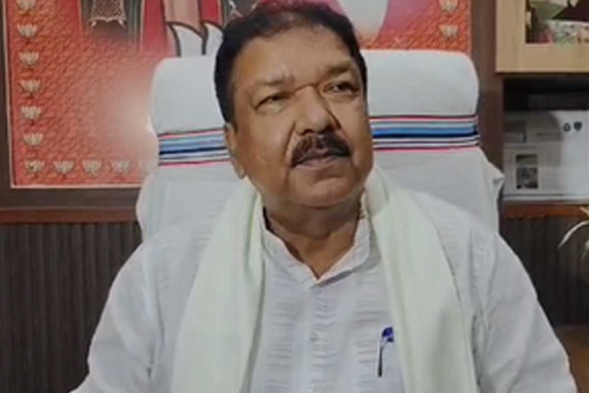 राजद का काम आरक्षण के नाम पर जातियों को बांटना : दिलीप जायसवाल